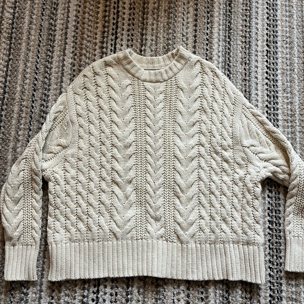 Cable Knit Crewneck Sweater - Cream